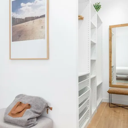 Always Easy I Apata * San Sebastián